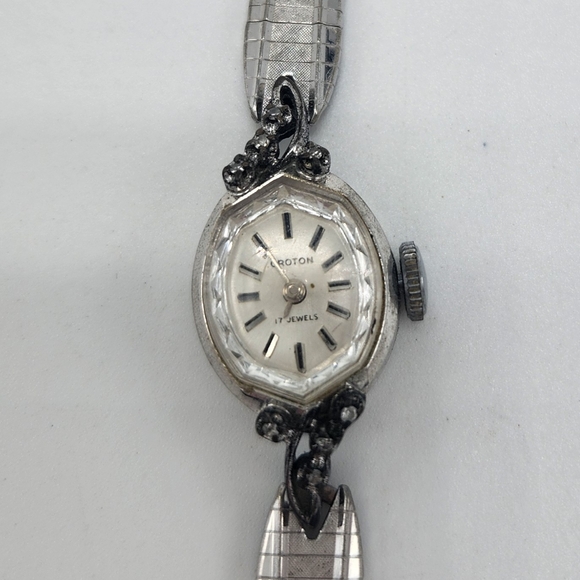 Vintage Croton 17 Jewels Platinum Gold Plated Watch